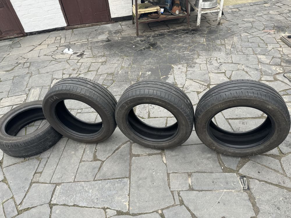 Покришки Bridgestone 225x55 r17