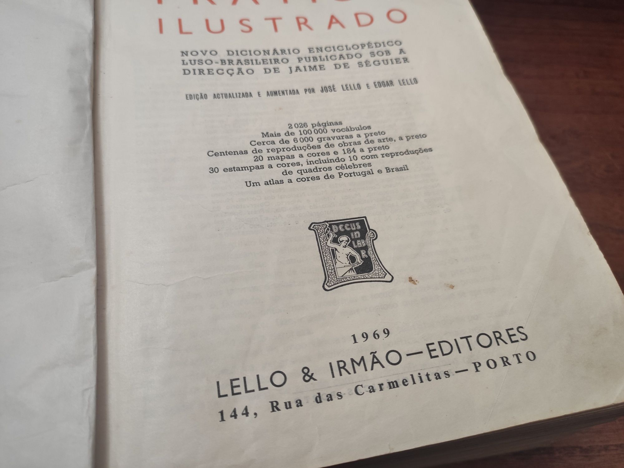 Dicionário Prático Ilustrado - 1969, da Editora Lello & Irmão, Lda.