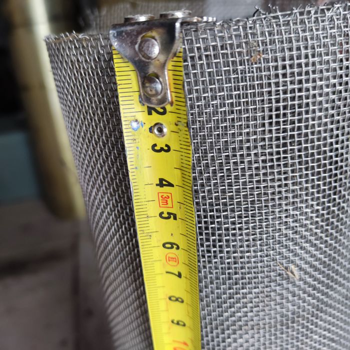 Продам тканную латунную и нержавеющей стали сетку.