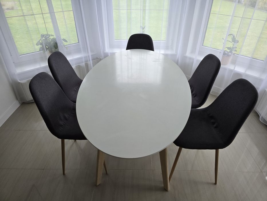 Stół do jadalni kuchni,