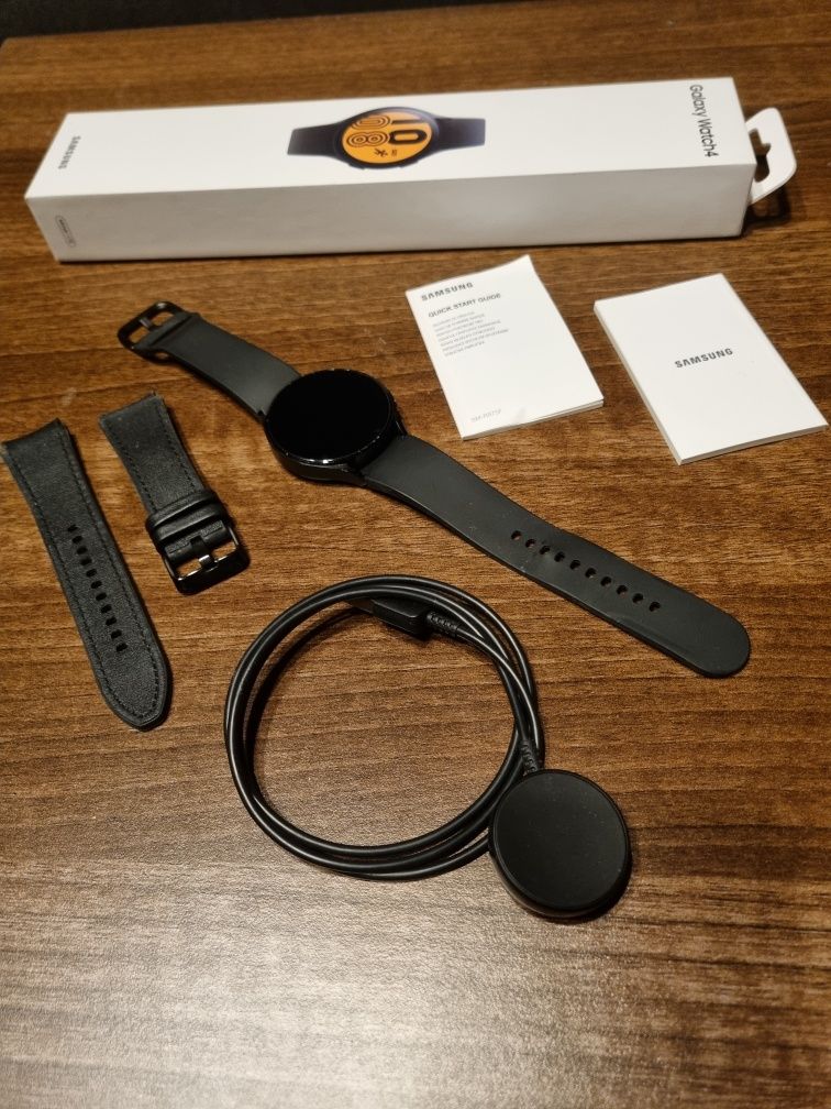 Samsung galaxy watch 4 LTE 44mm + GRATIS