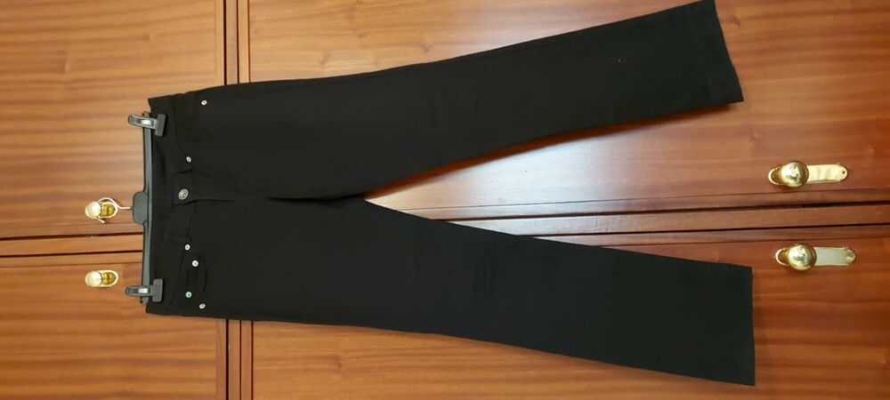 Vendo Calças Benetton 15€