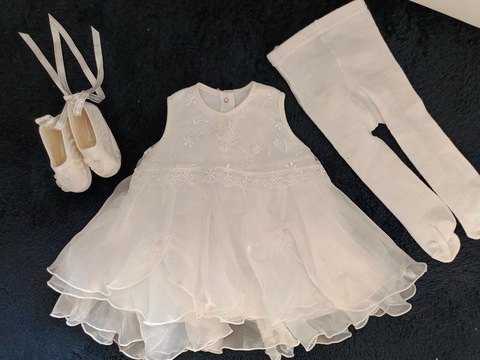 Sukienka biala r.62-68 Chrzciny