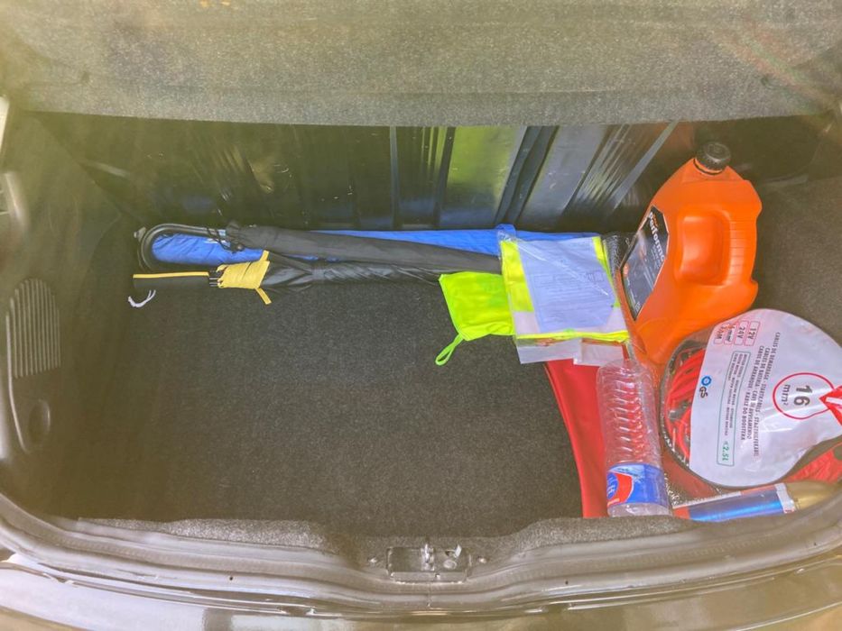 Fiat Punto preto 1.2 - 16V - (2000) - 3 portas