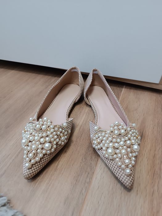Piękne baleriny eleganckie z perełkami