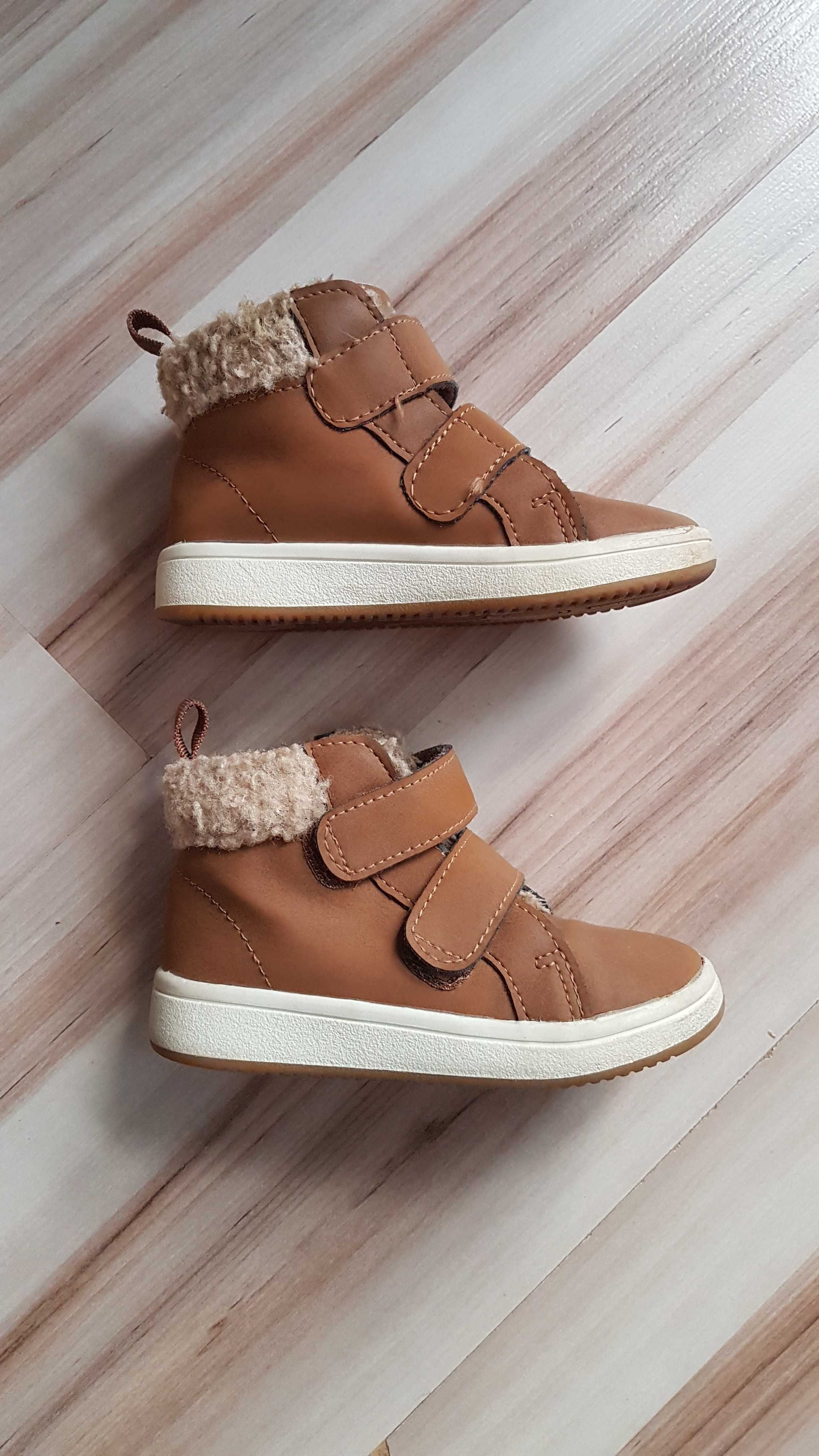 Ocieplane buty do kostki, H&M, zapinane na rzep, r. 22