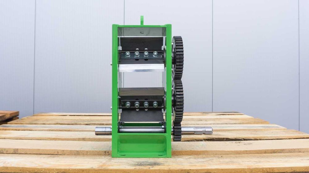 części Mechanizm REBAK walcowy XR-110 " przecina 10cm