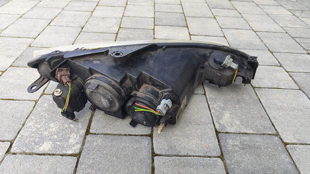 Lampa lewa przednia przód Peugeot 206 lift