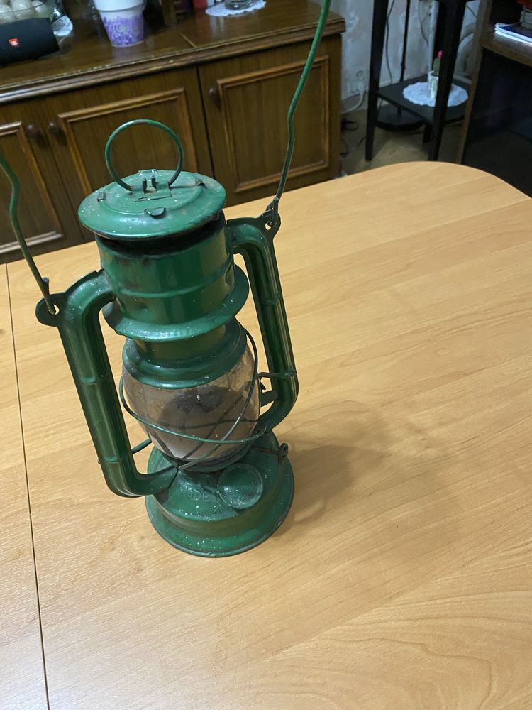 Lampa naftowa jupiter