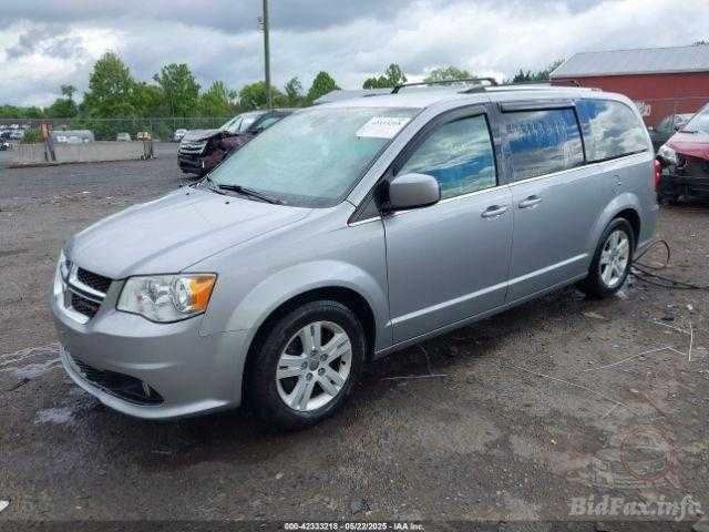 Розбірка Dodge Grand Caravan (2019), фара, капот, крило, бампер, двері