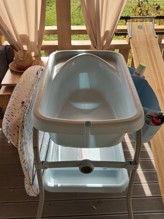 Пеленальний столик з ванночкою Chicco Cuddle&Bubble