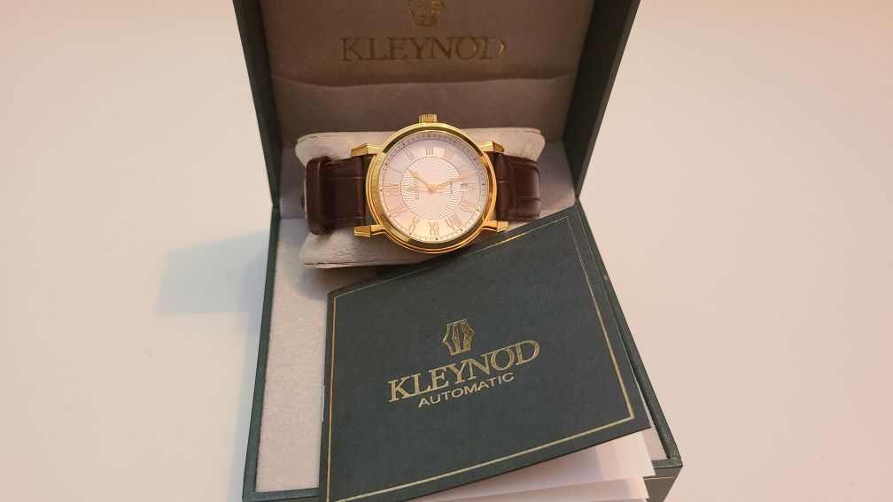 Чоловічий годинник KLEYNOD K 348-623
Механіка Позолота Авто Швейцарія