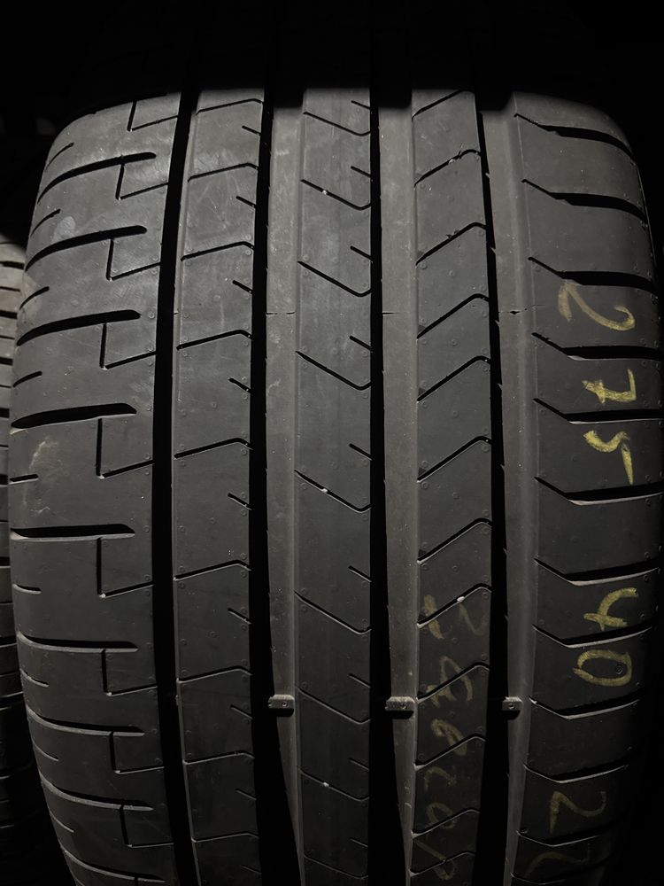 Шины б.у Demo 275 40 R22 Pirelli PZero PZ4* Run Flat 107Y 2 шт