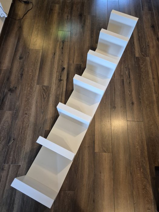 Półka ścienna Ikea Lack