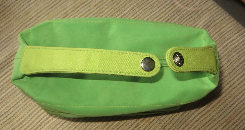 Necessaire ideal campismo, impermeável Marca Benéfibra