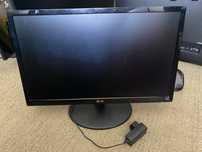 Монитор LG 23EA53T-P в отличном состоянии