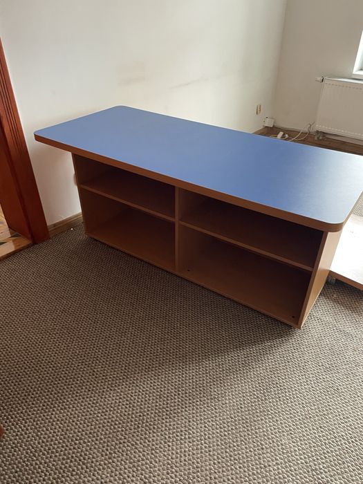 Biurko / lada sklepowa niebiesko drewniany kolor