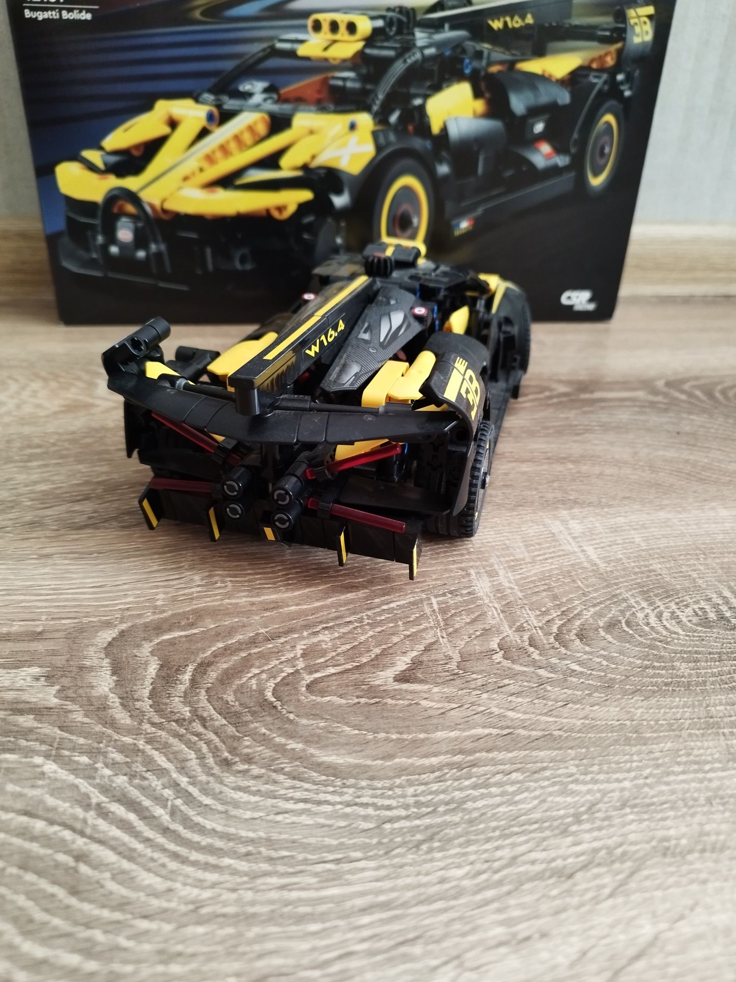 машина lego technic 42151