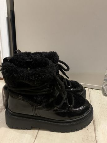 Зимние ботинки Zara