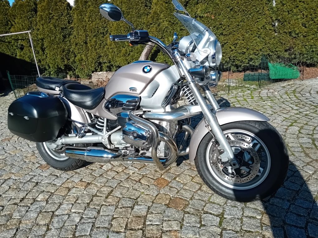 BMW - R1200C -  Montauk - BOND