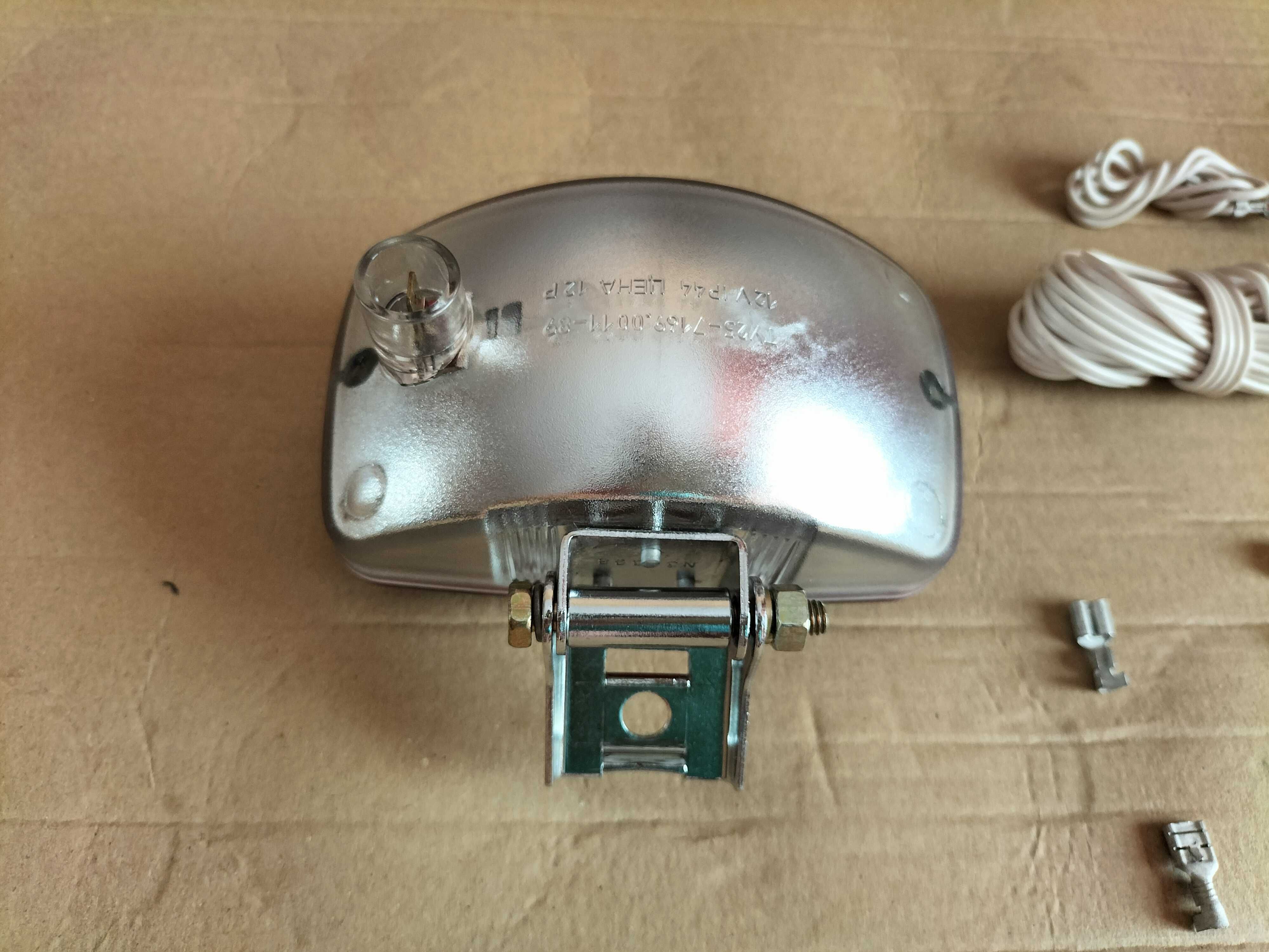 Zabytek z 1991r - lampa przeciwmgielna, miała być do Syrena 105 kompl