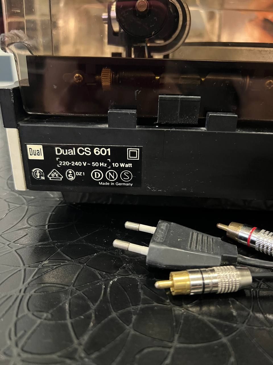 Dual CS 601 Вініловий програвач