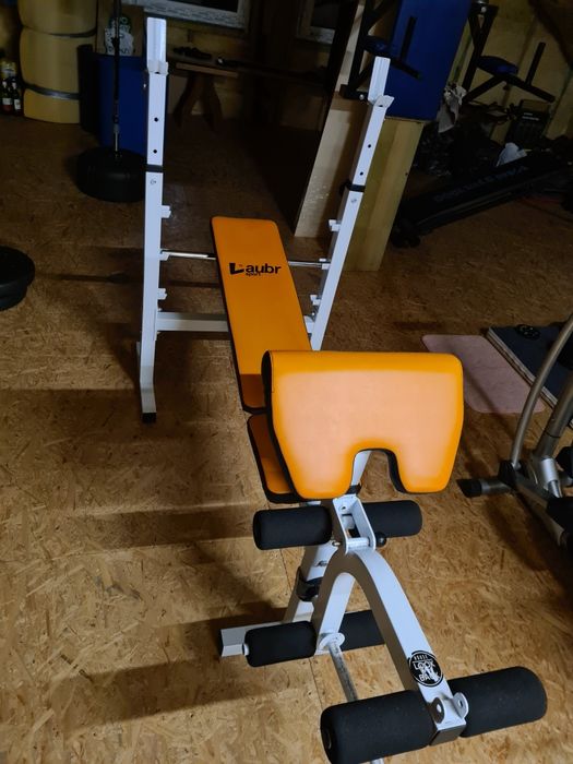 Ławeczka do ćwiczeń.