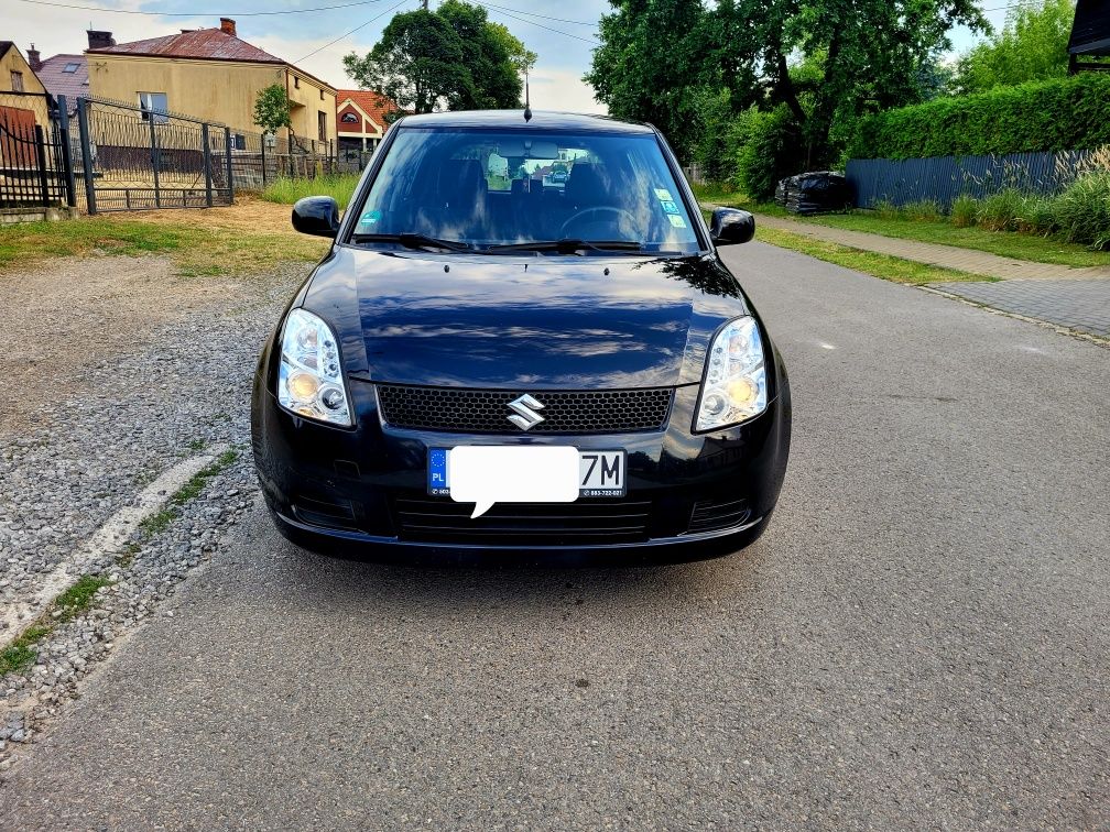 Suzuki Swift 1.3 B