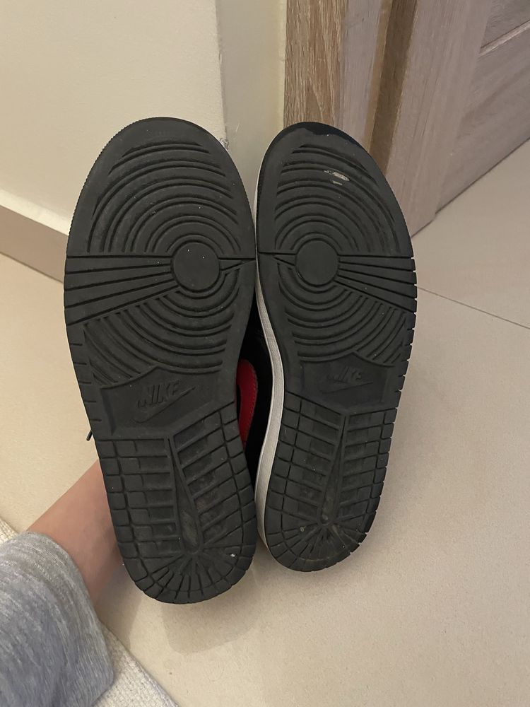 Buty Air Jordan 1 low rozmiar 42.5
