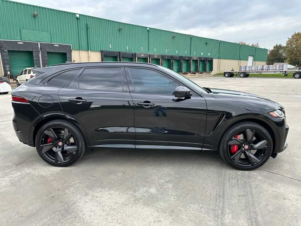 2022 Jaguar F-Pace SVR  AWD  5.0L