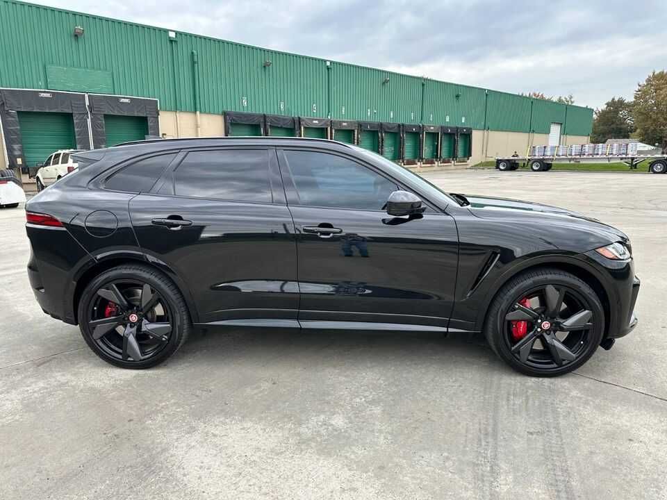 2022 Jaguar F-Pace SVR  AWD  5.0L