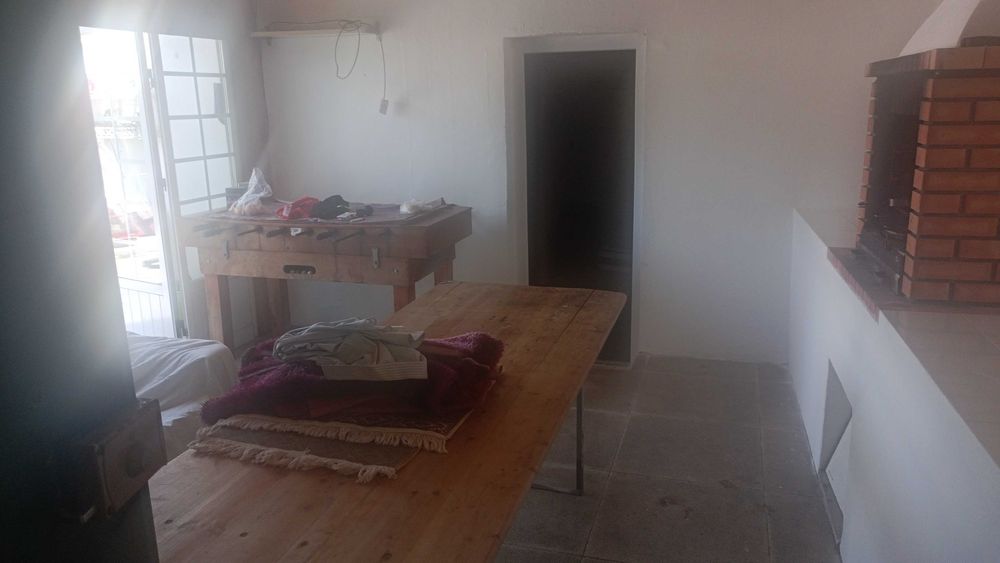 Aluga Anexo de moradia T1