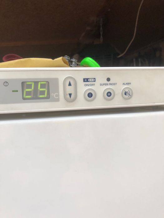 Морозильна шафа Liebherr