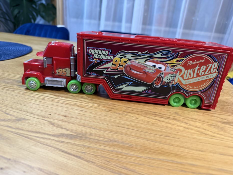 Ciezarowka Cars Zygzak McQueen