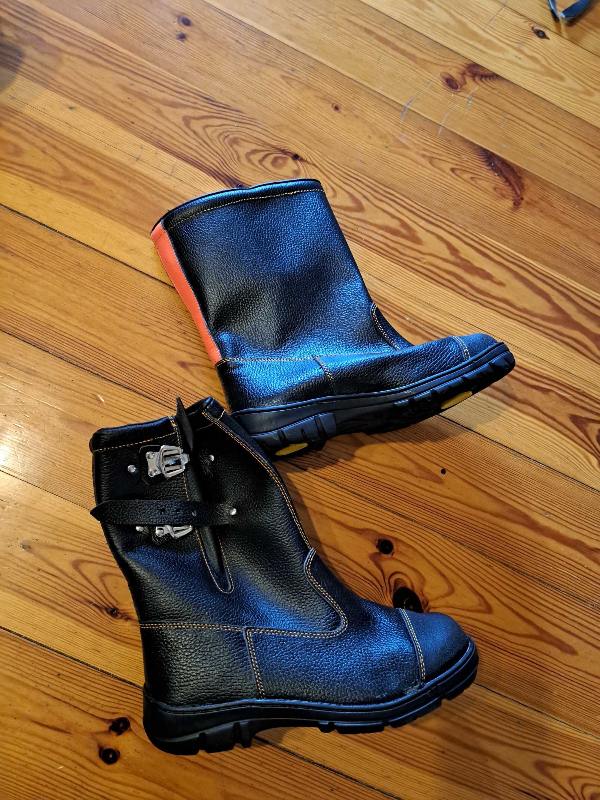 Buty robocze typu saperki r43