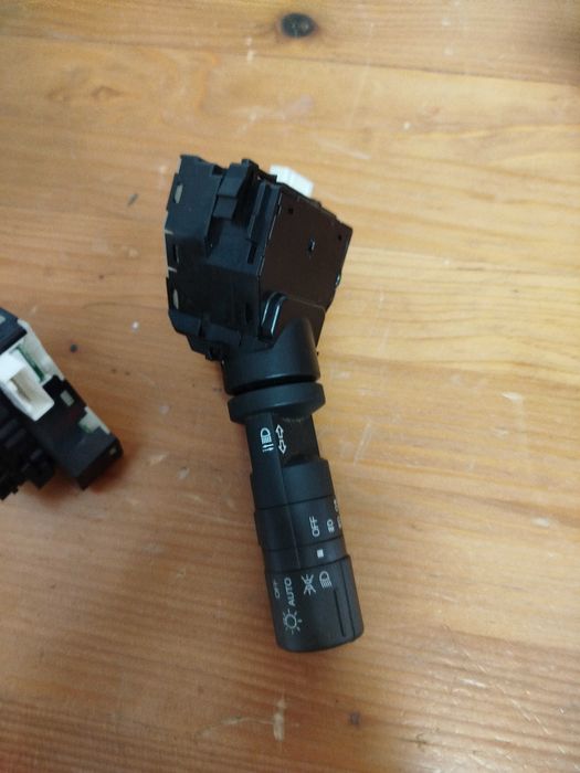 Conjunto de Manetes de volante Nissan Navara