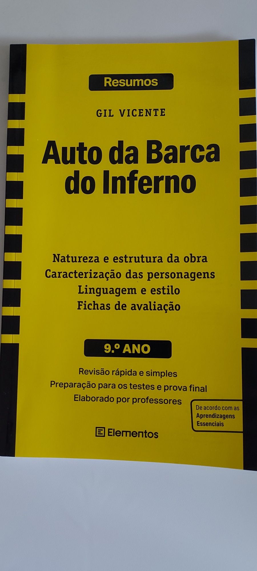 Livros de Preparação do 9°, 8° e 6° ano Português e História e Geo.