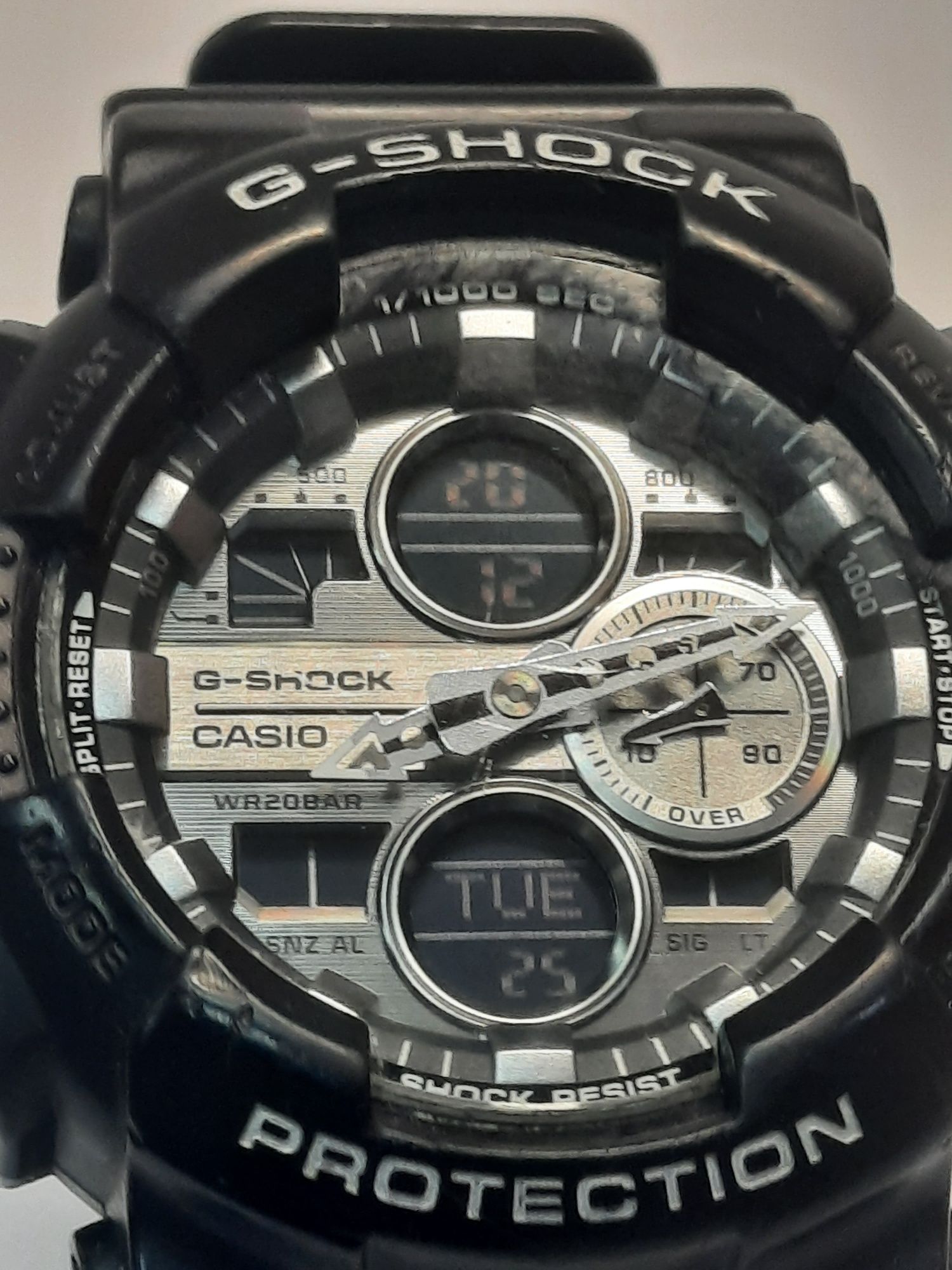 Годинник Casio G-Shock GA-140GM