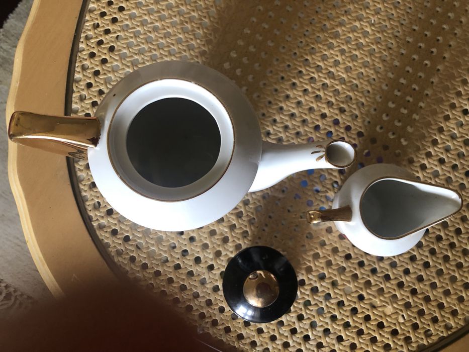 BULE DE CHÁ e LEITEIRA