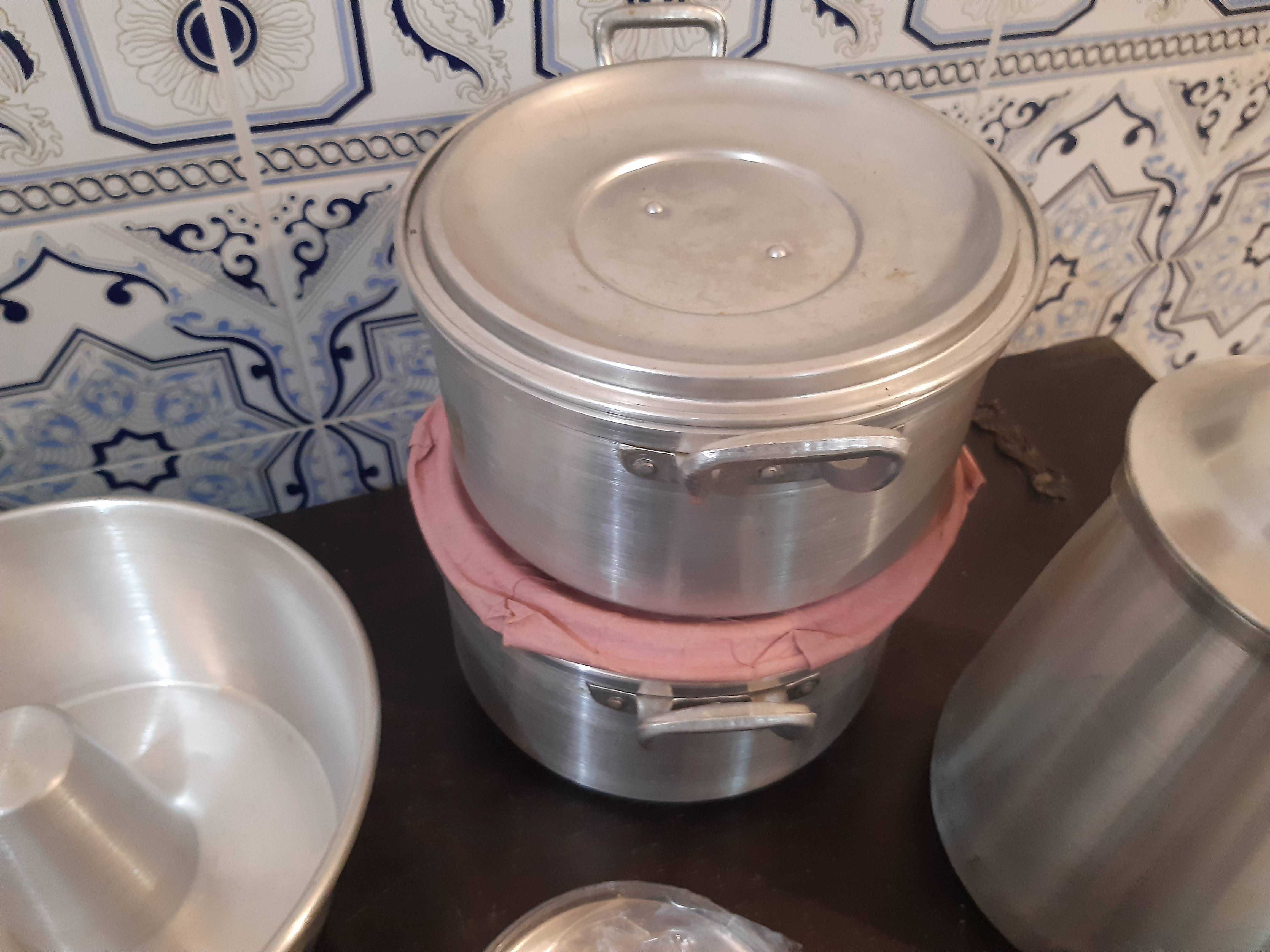 Conjunto 3 formas+chaleira+2panelas+2cafeteiras+2copos,aluminio, novos