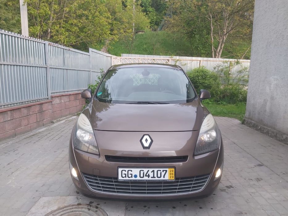 Renault megane scenic 2010