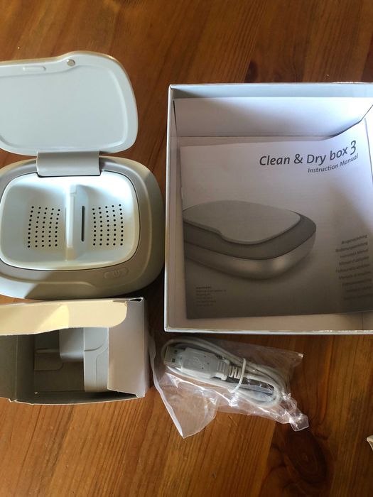 Drybox - urządzenie do osuszania i dezynfekcji aparatów słuchowych