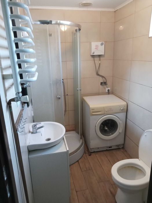 Wynajmę mieszkanie pokój z kuchnią i łazienką