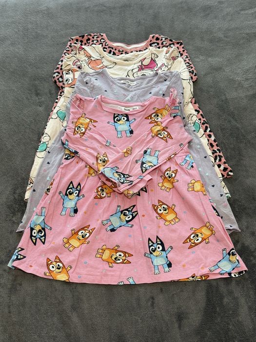 Сукні для дівчинки, розмір 104