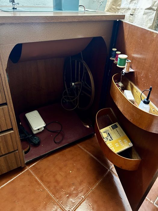 Máquina costura Alfa 109