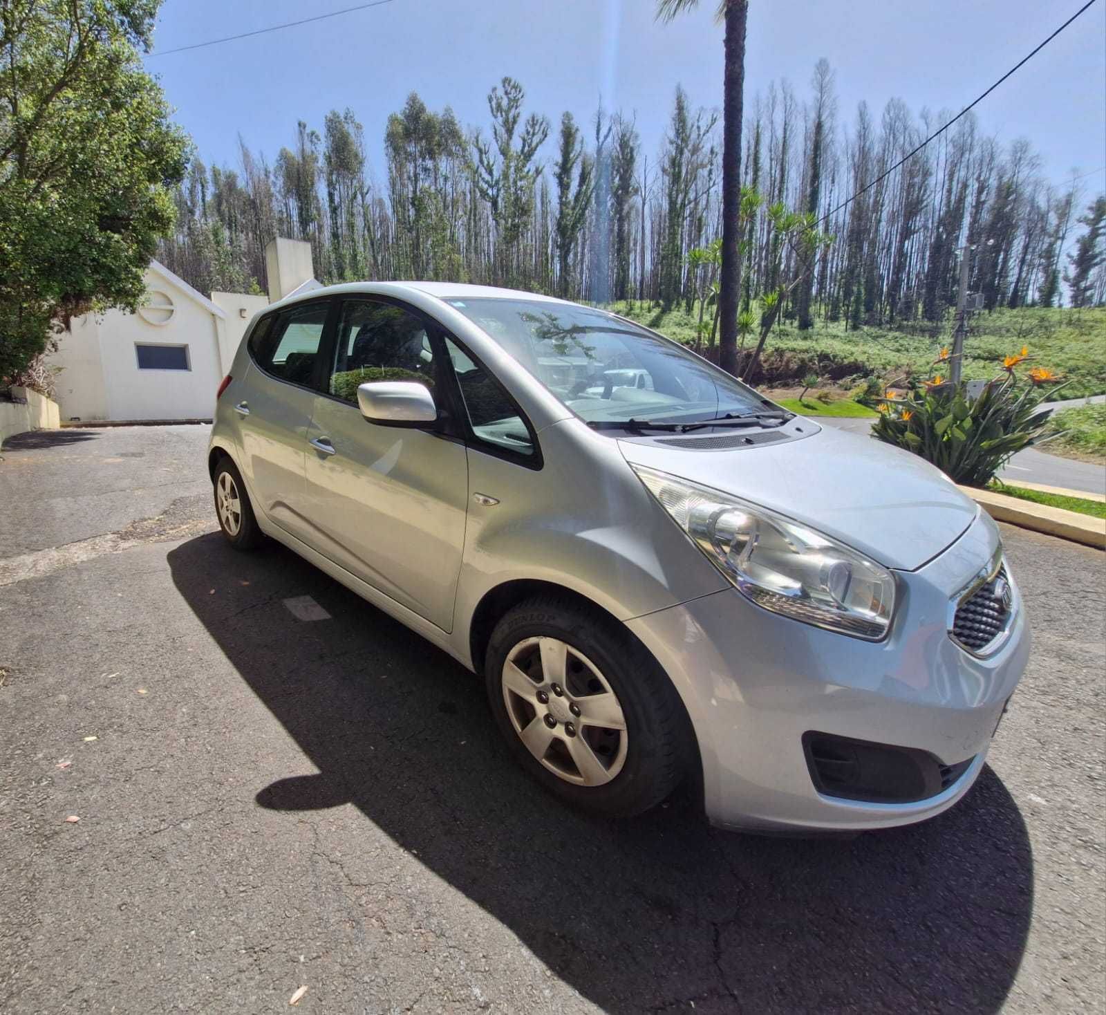 KIA VENGA Eco Dynamics 1.4 -
2010