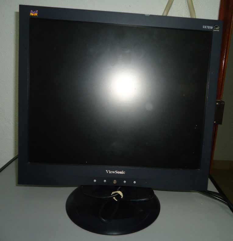 Monitor para computador viewsonic VA703b