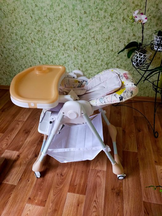 Стульчик для кормления