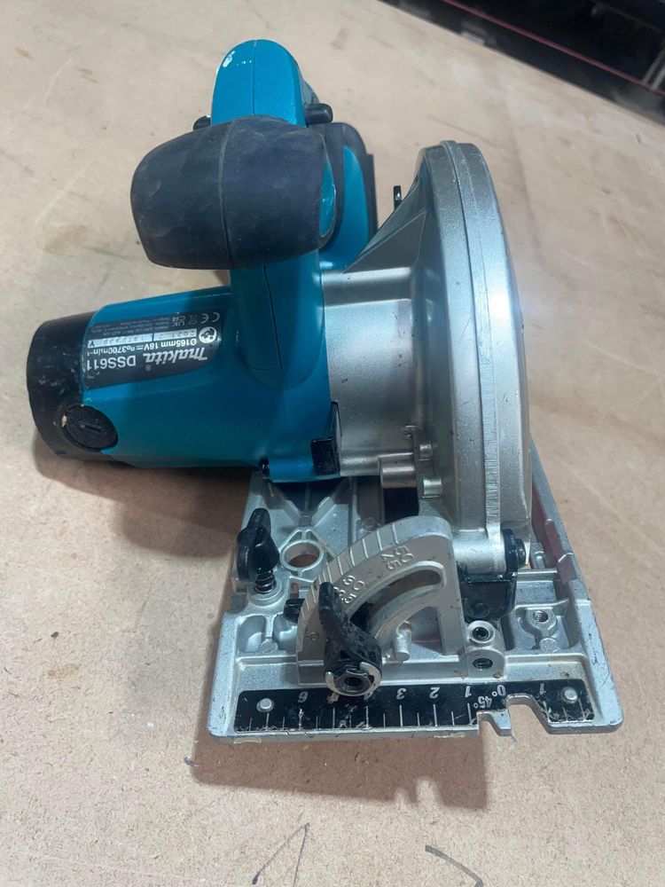 Makita dss611 rok produkcji 2021