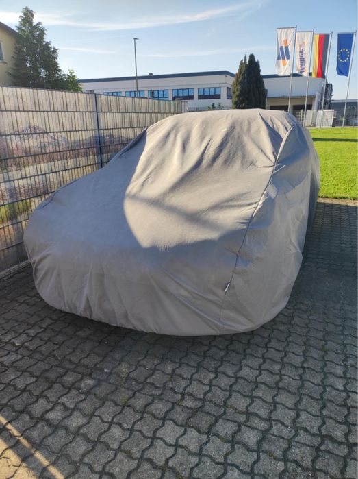 Plandeka na samochód osobowy